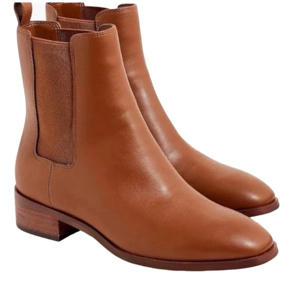 NWOT J. Crew Women’s Tan Leather Chelsea Boots in a Size 7.5. - Picture 1 of 9